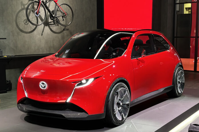 Mazda-previews-supermini-comeback-with-‘empathetic-2-successor.jpg